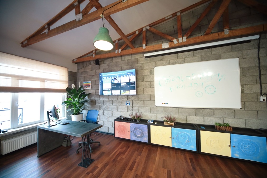 Креативна локація на Лузанівці