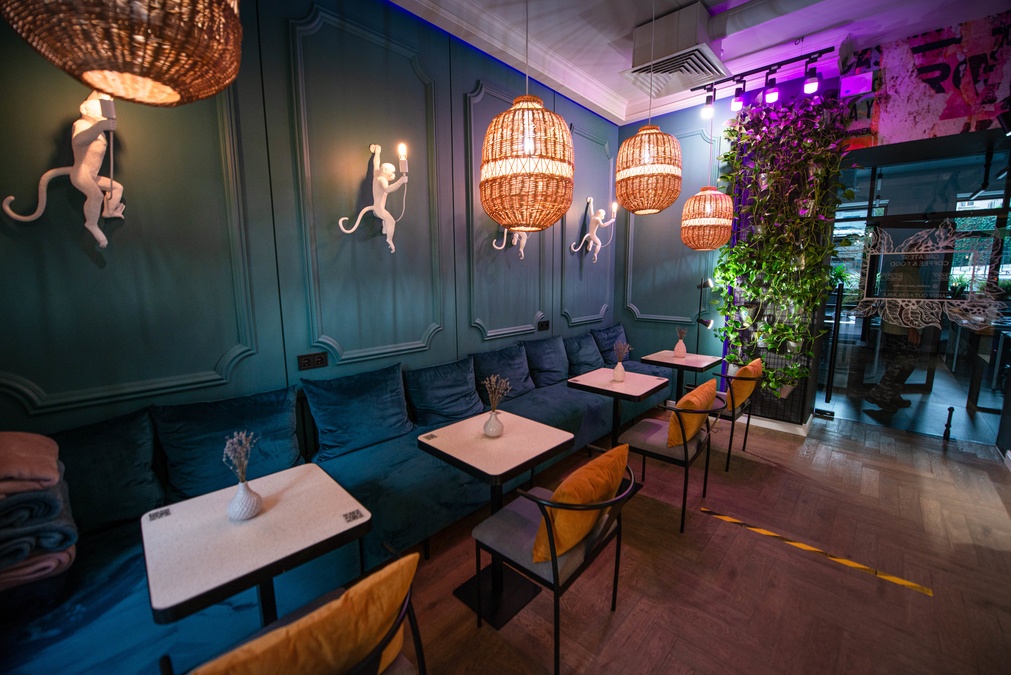 УРБАН плейс в центре Киева