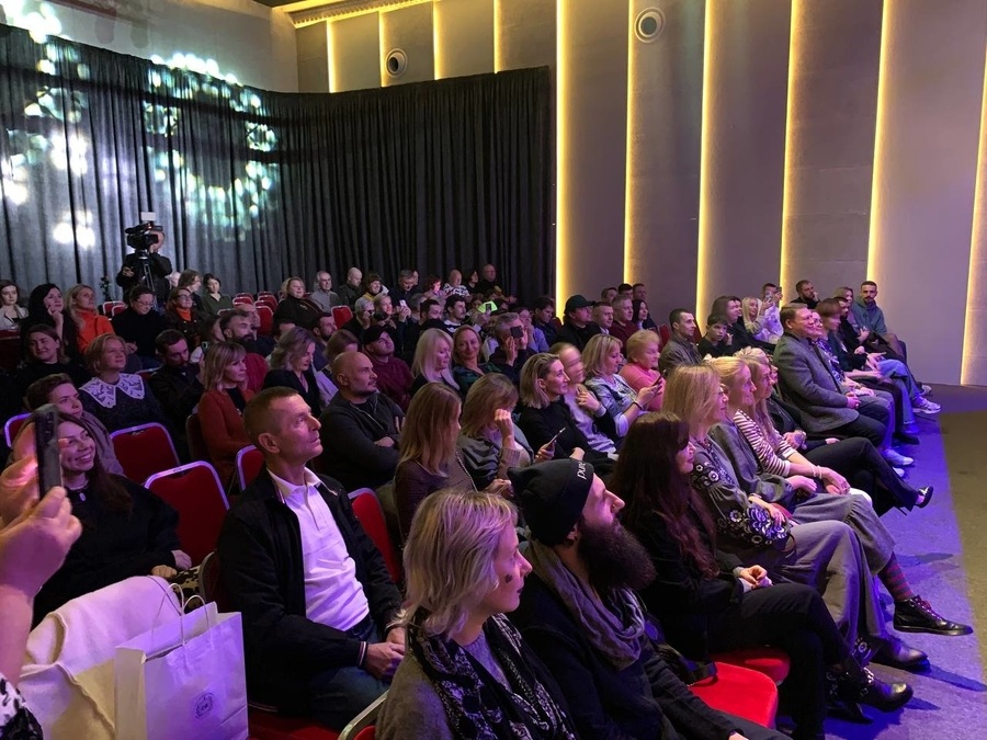 Вишукана концертна зала в Universum Hall 200 осіб 