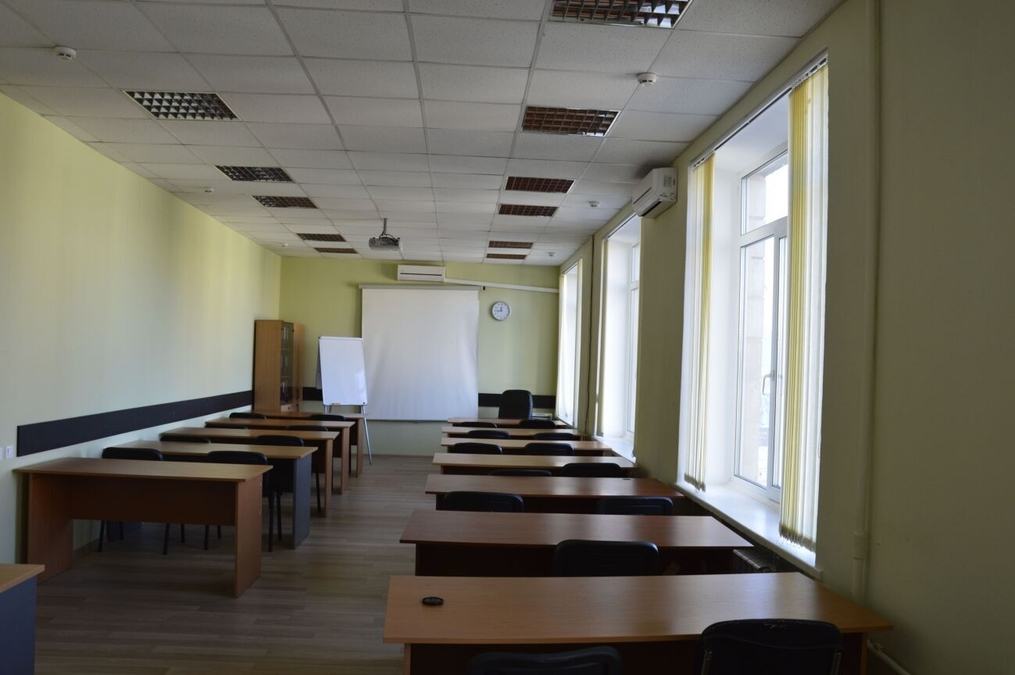 Классический учебный зал на Лыбедской