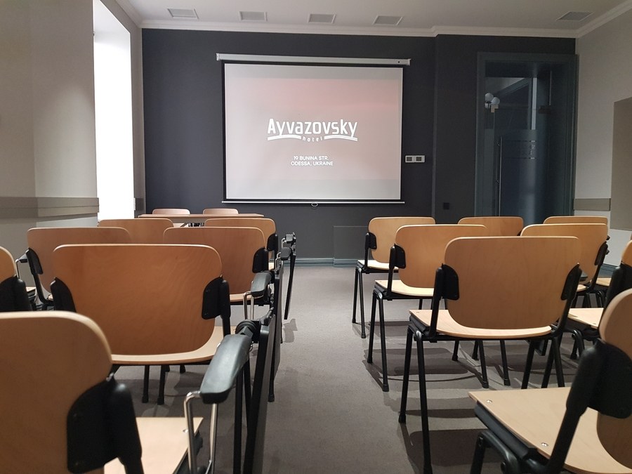 Конференц-зал в готелі Ayvazovsky hotel