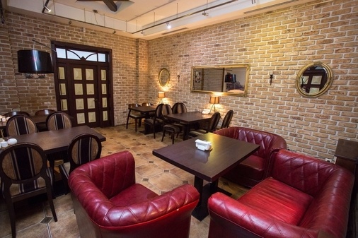 Місце для гастрономічних заходів "Теплиця"