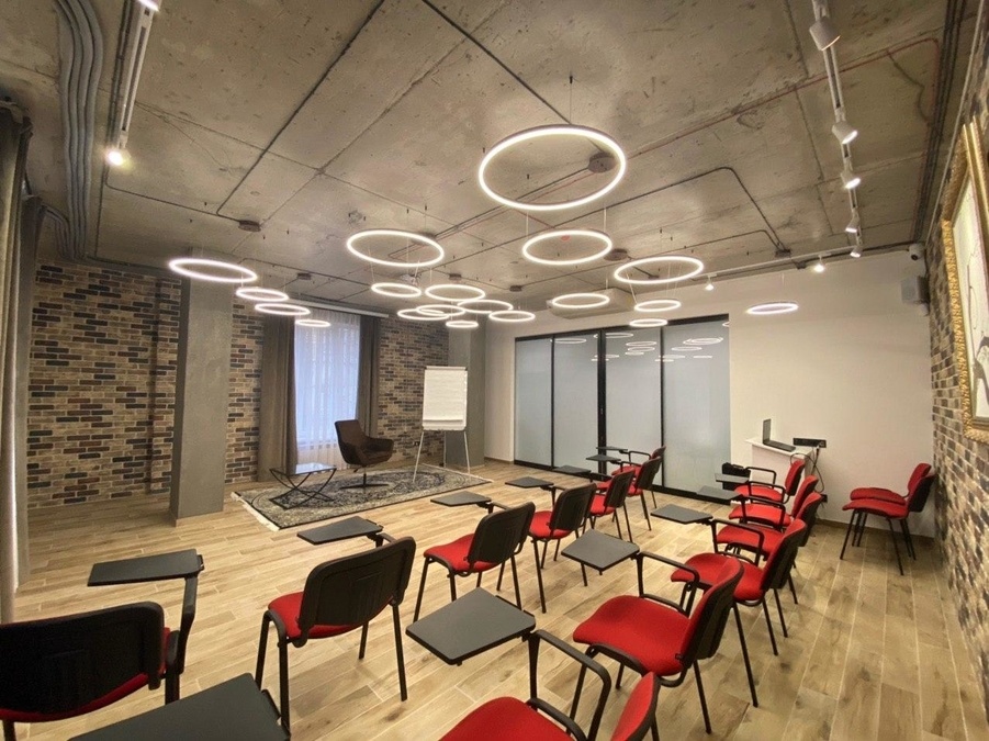 Лофт-зал для обучающих мероприятий