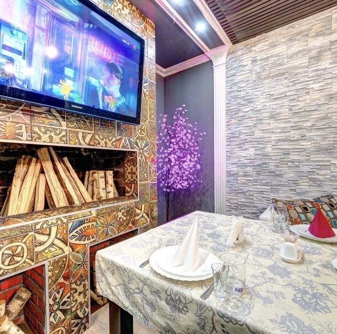 Камінний зал в ресторані Орхан