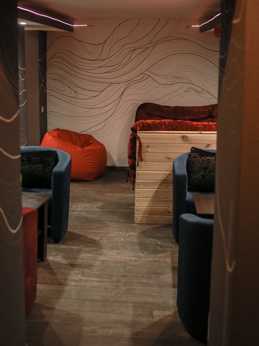 Яркое пространство для вечеринок и других ивентов