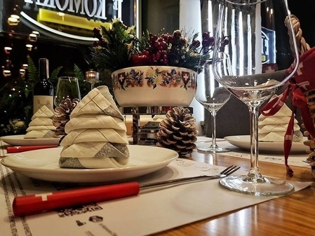 Швейцарское кафе “Le Komora”