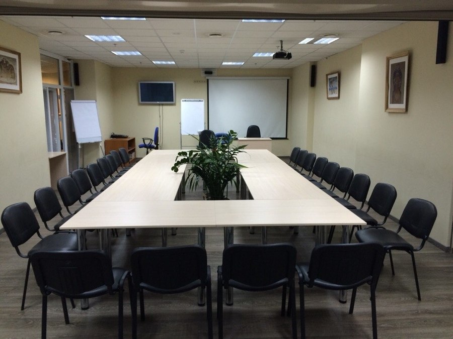 Зал для проведення заходів на Осокорках