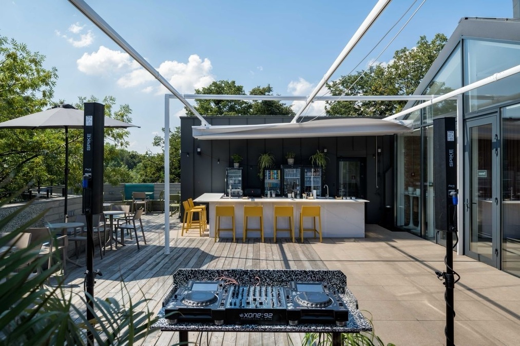 WORKIT - сучасний бізнес-простір для івентів