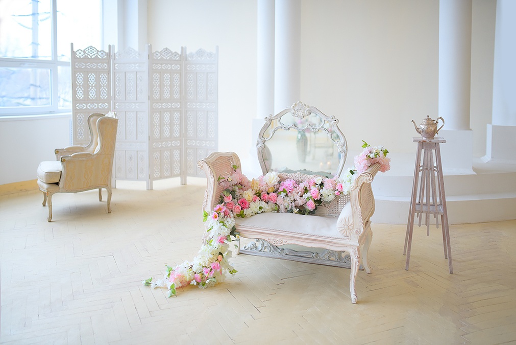 Світлий зал для фотосесій в Light Studio