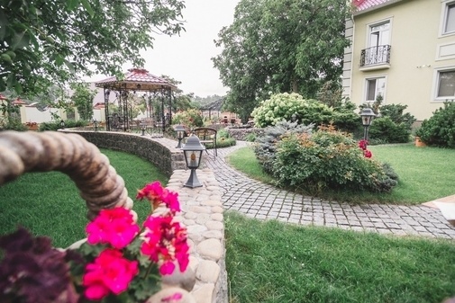 Затишна локація для святкування Oselya