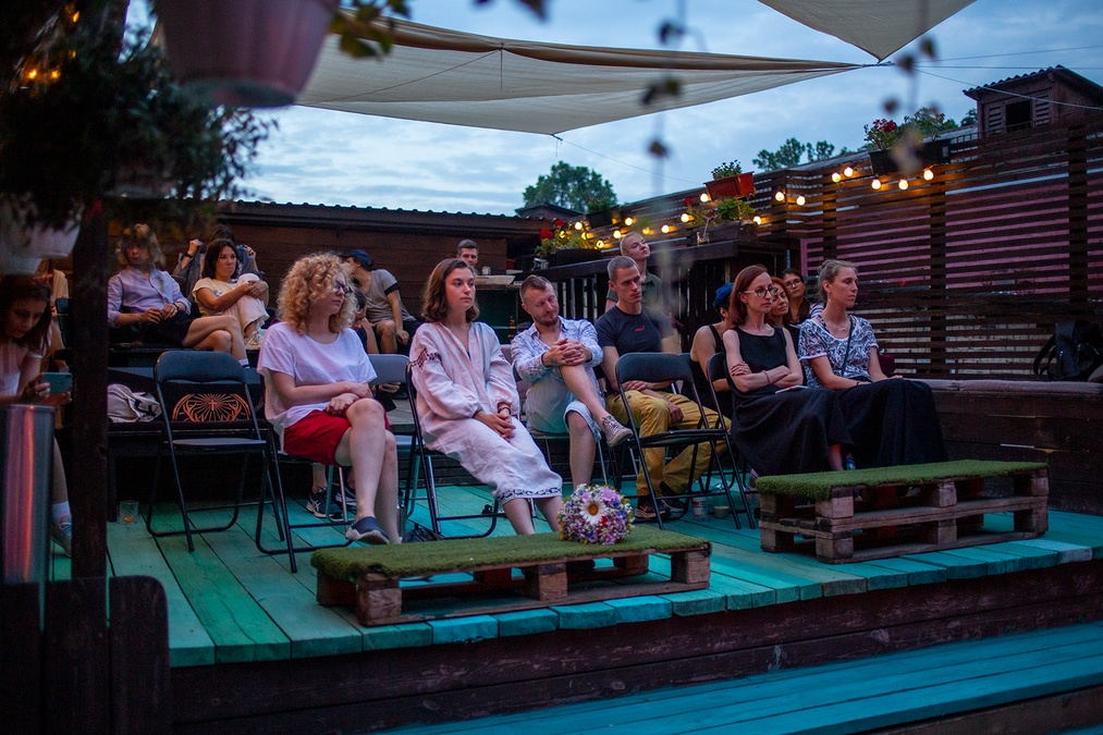 Mezzanine – арт-пространство с террасой на Подоле