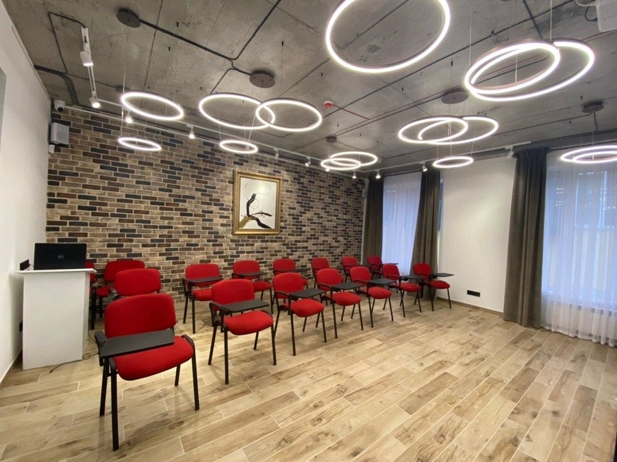 Лофт-зал для обучающих мероприятий