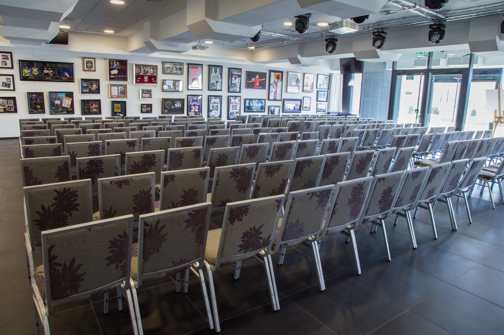 Универсальная експо локация на Олимпийской