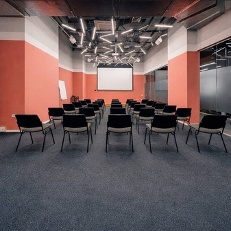 Конференц-зал на Лісовій