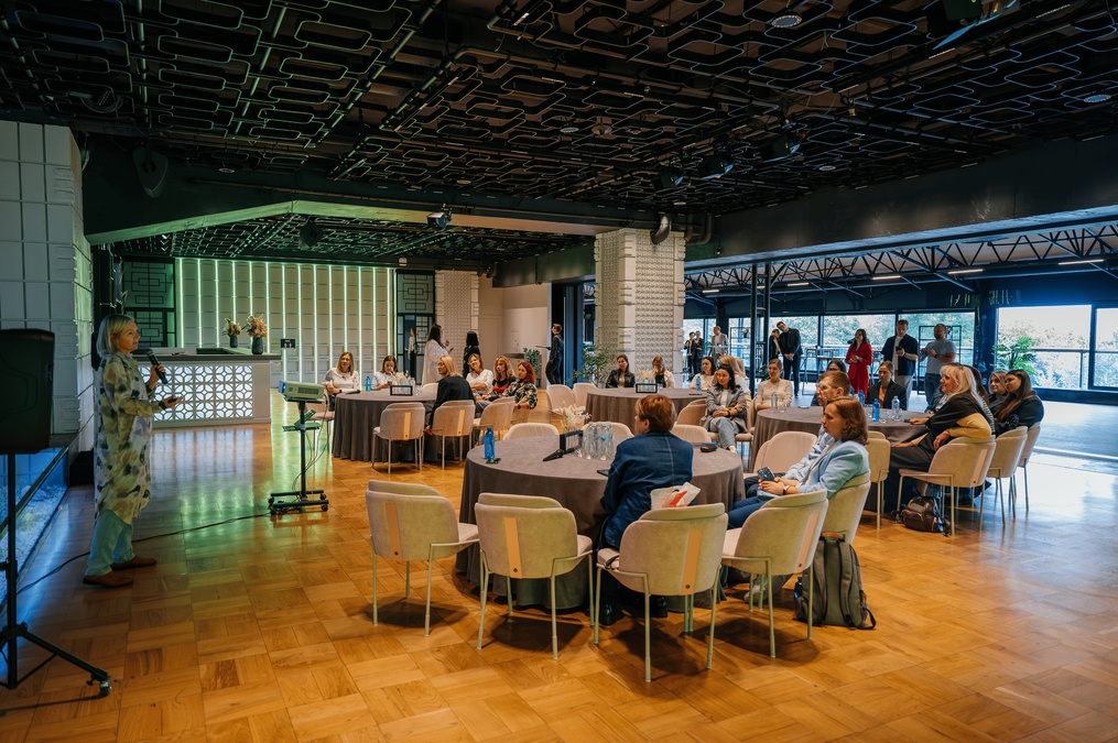Park Hall — преміальний event-простір з терасою