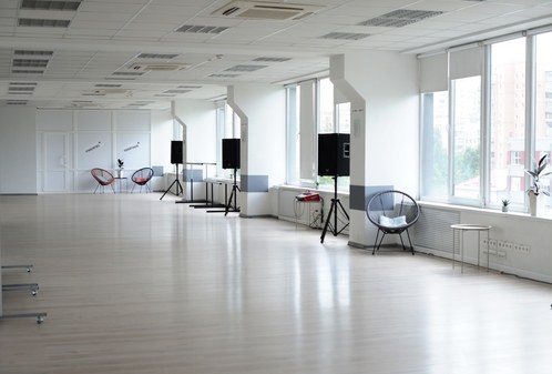 Зал для різнопланових заходів