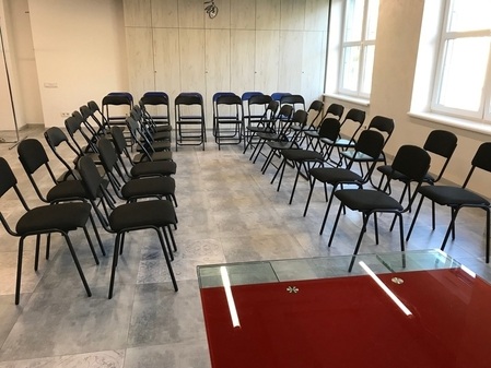 Конференц-зал в центрі Дніпра "Olva beauty place"