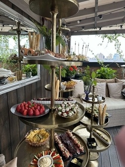 Тераса на даху Emily Family