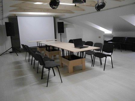 Супер стильная мансарда в арт-центре 