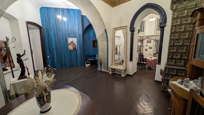 Будинок Підгорського (Замок Барона)