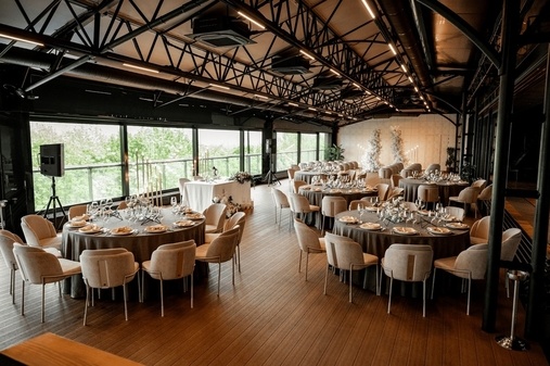 Park Hall — преміальний event-простір з терасою