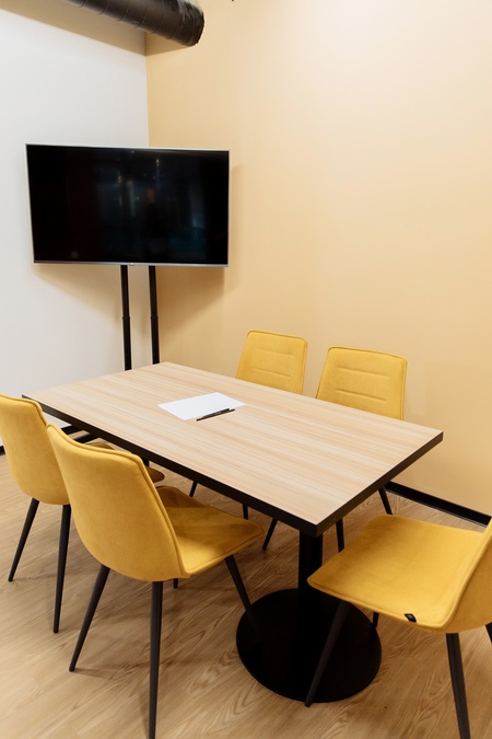 Переговорка на Дарнице The Space Coworking