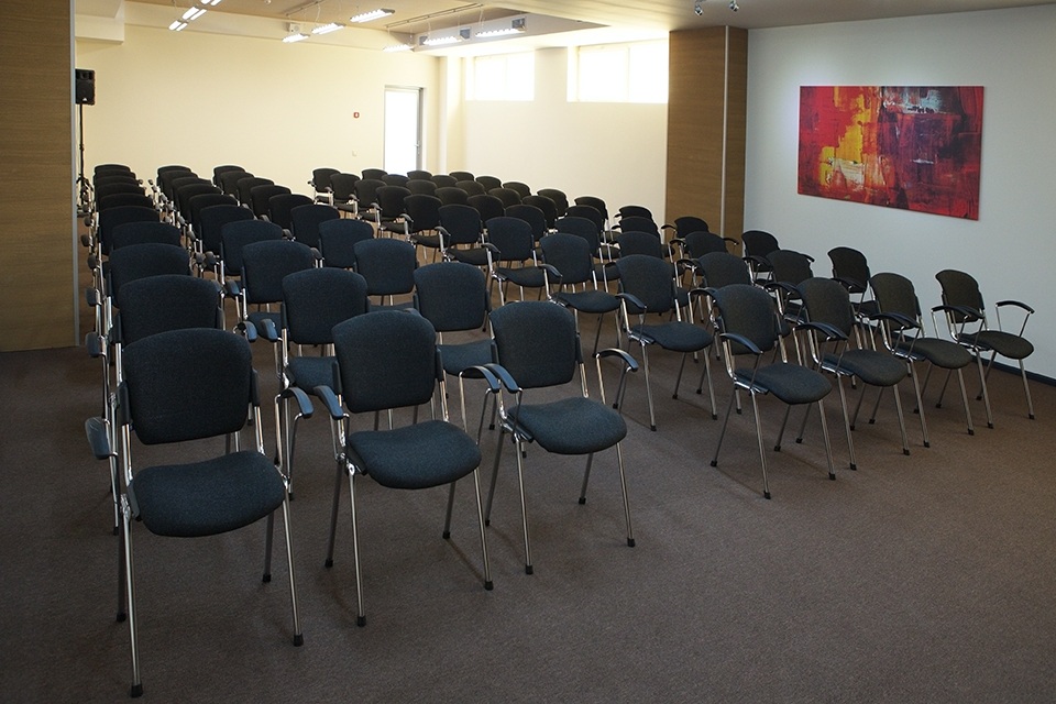 Вместительный конференц зал в Дарницком районе