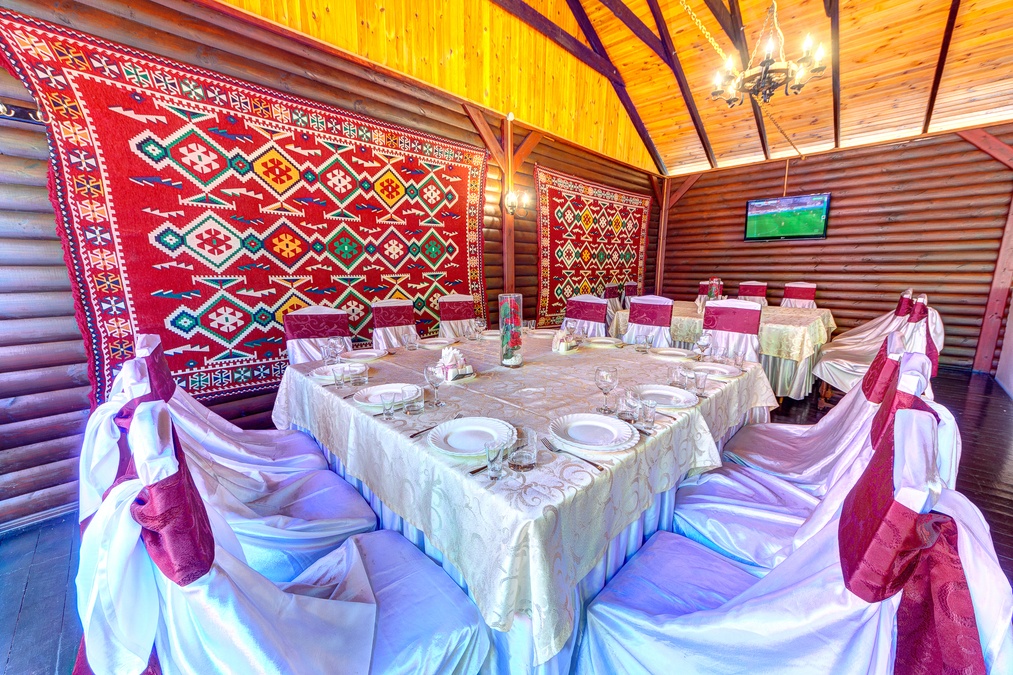 Літня тераса ресторану для заходів