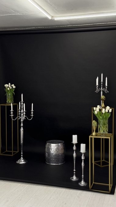 Emily Family Studio — камерна локація для подій