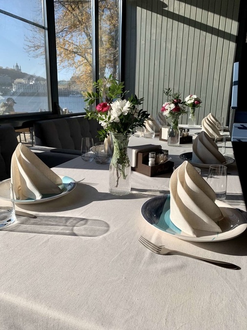 Резиденция "Мой Остров" на берегу Днепра