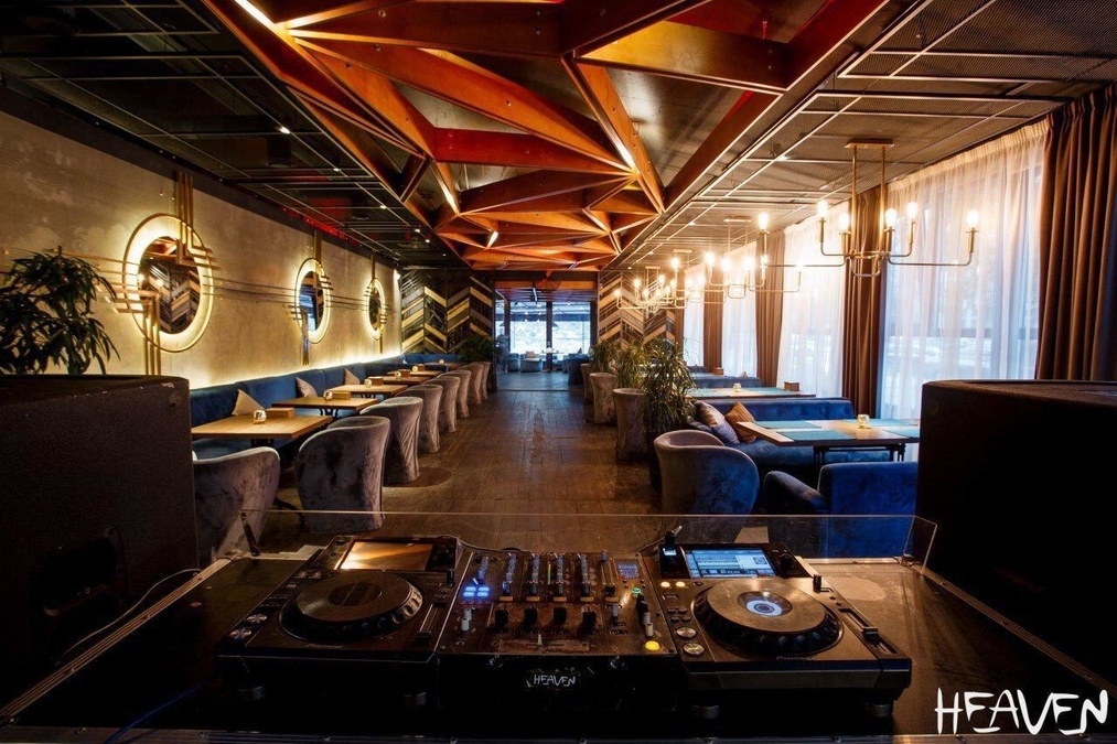 Лофтовая терраса в Heaven space