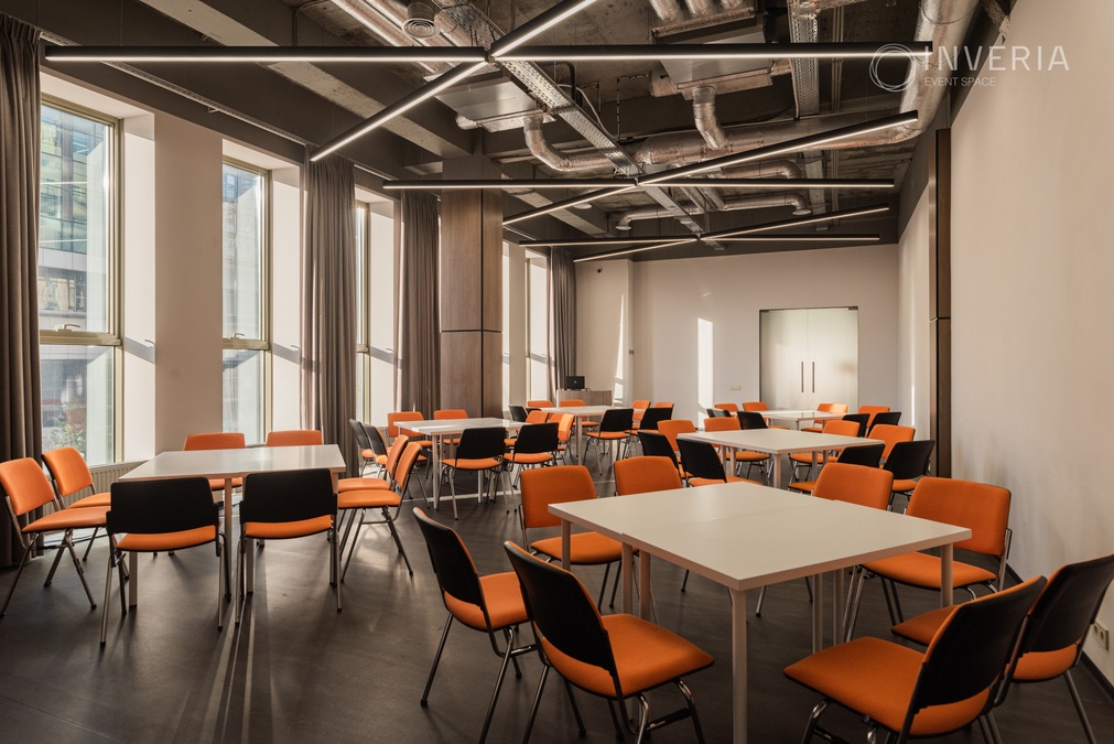 SOUTH  -  зал для яскравих подій