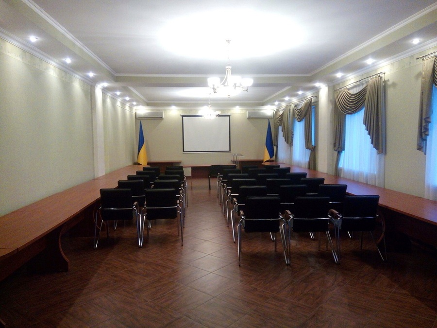 Конференц-зал в гостиничном комплексе на Днепре