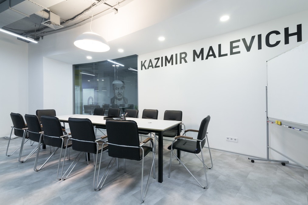 Переговорная комната Malevich