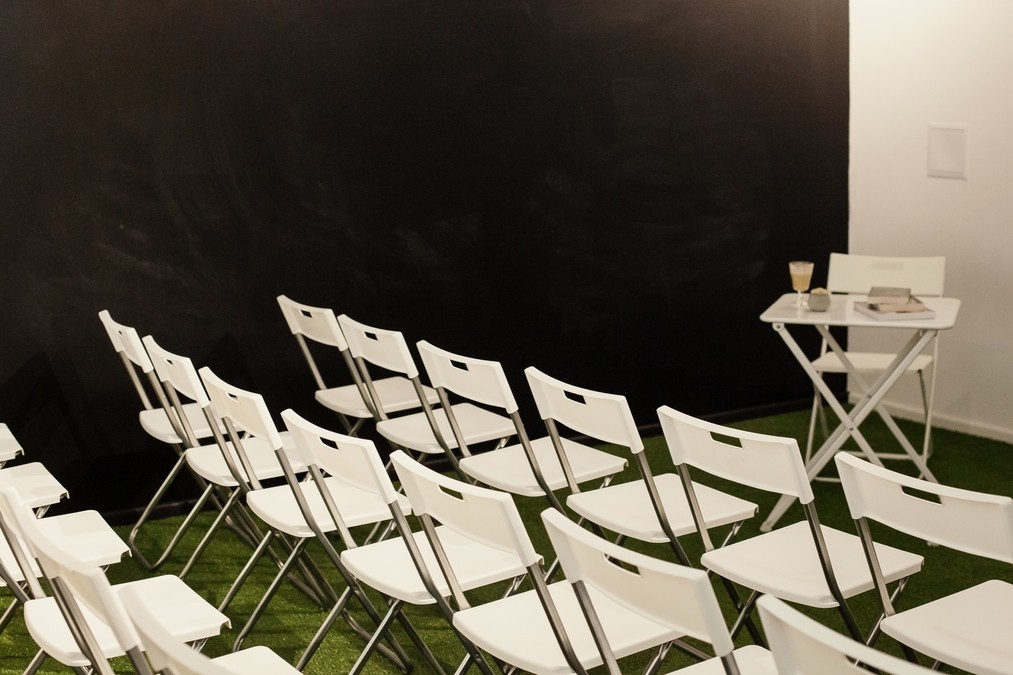 Уютный зал для лекций в центре Киева