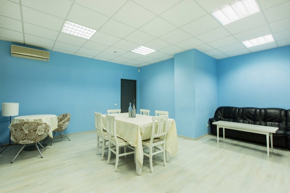 Красивая светлая студия "Гостиная"