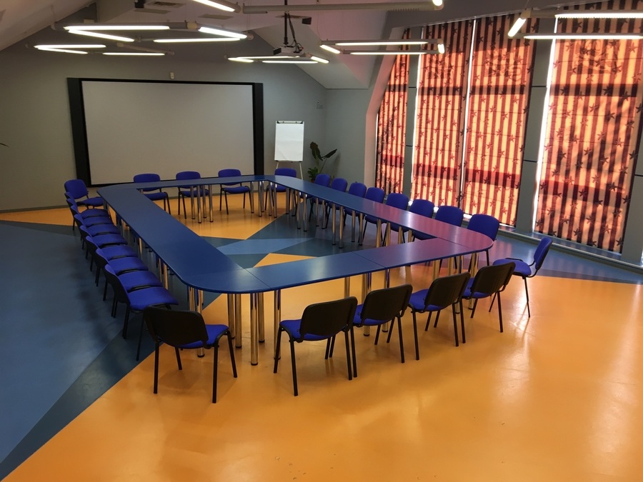 Большой конференц-зал