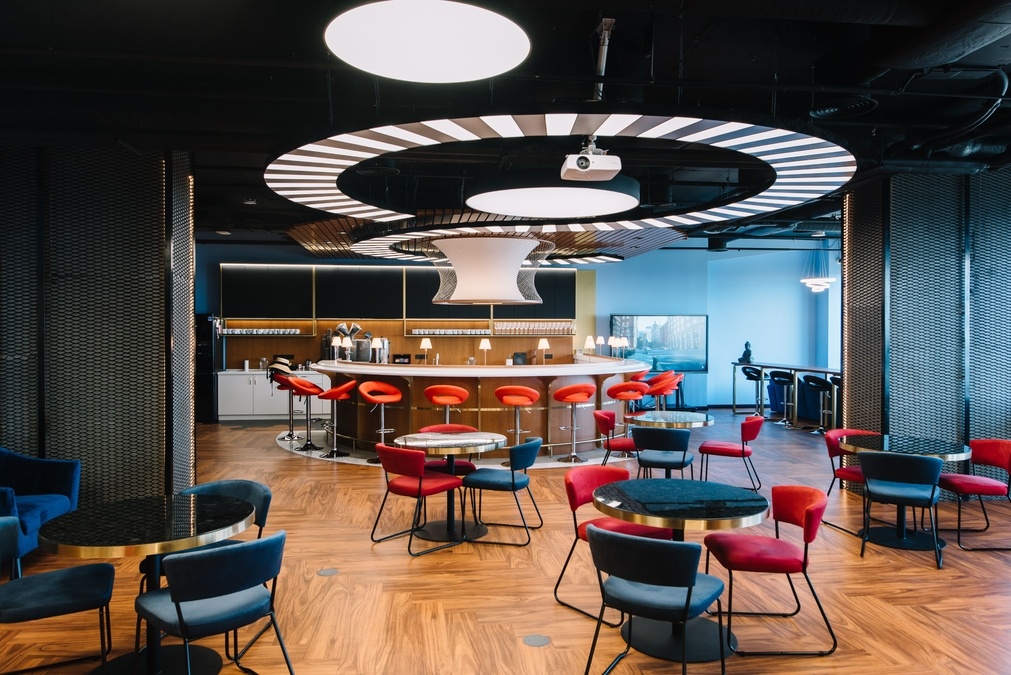 Лаунж зони в бізнес-центрах Creative States