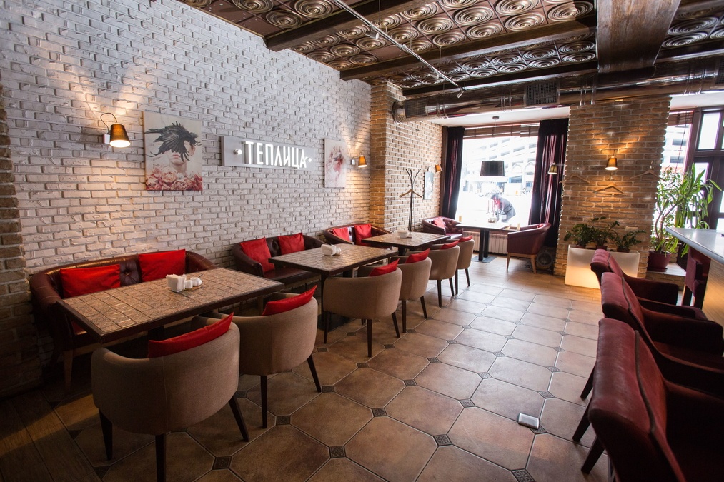 Місце для гастрономічних заходів "Теплиця"