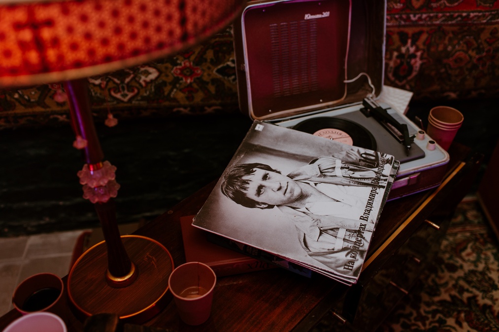 Ивент-площадка «Юность» в стиле 80х