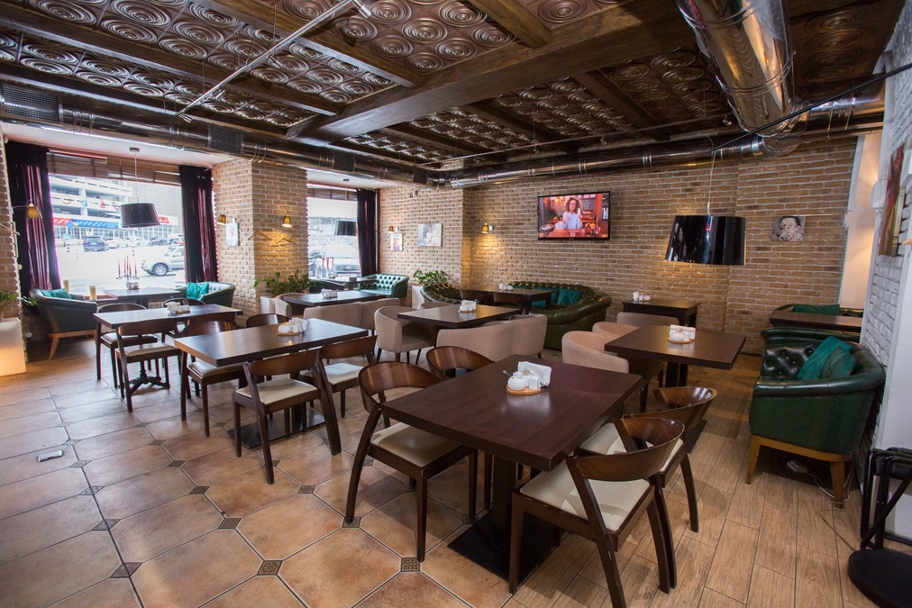 Місце для гастрономічних заходів "Теплиця"