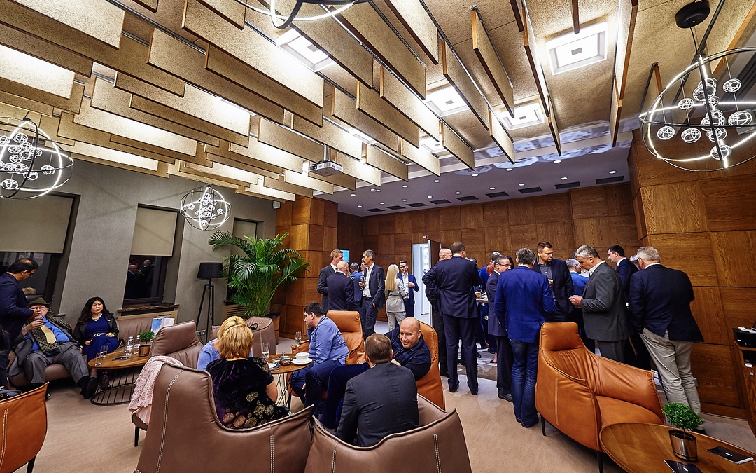 Свободная лаунж-зона для мероприятий 