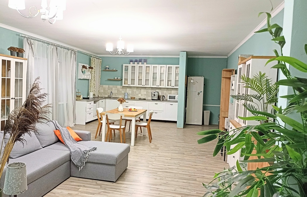 Интерьерная фотостудия STALENA STUDIO