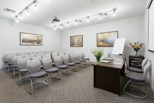 Конференц-зал в готелі Сontinental hotel