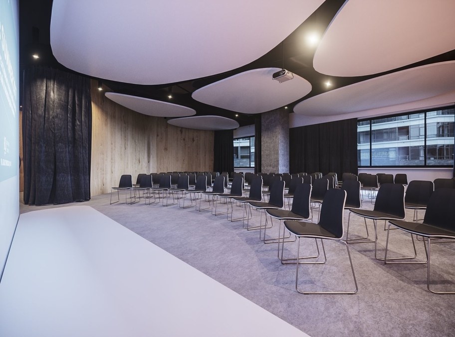 Унікальний івент-спейс Quoroom