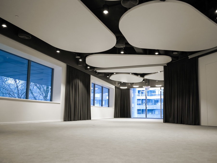 Унікальний івент-спейс Quoroom