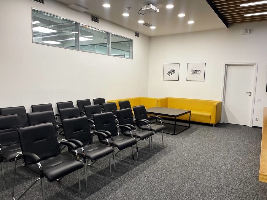 Конференц-зал в бизнес-центре возле м. Олимпийская