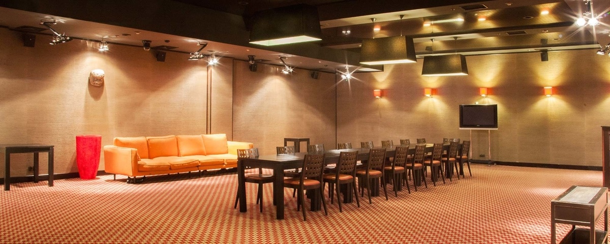 Стильная event-площадка на Соломенке 