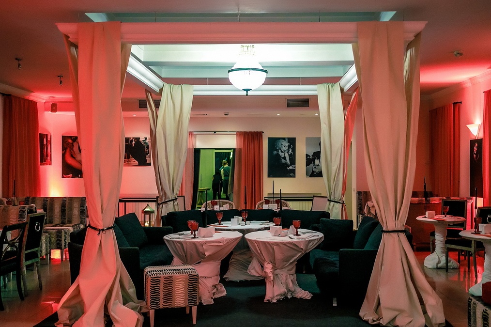 Малая гостиная в бутик-отеле Воздвиженский