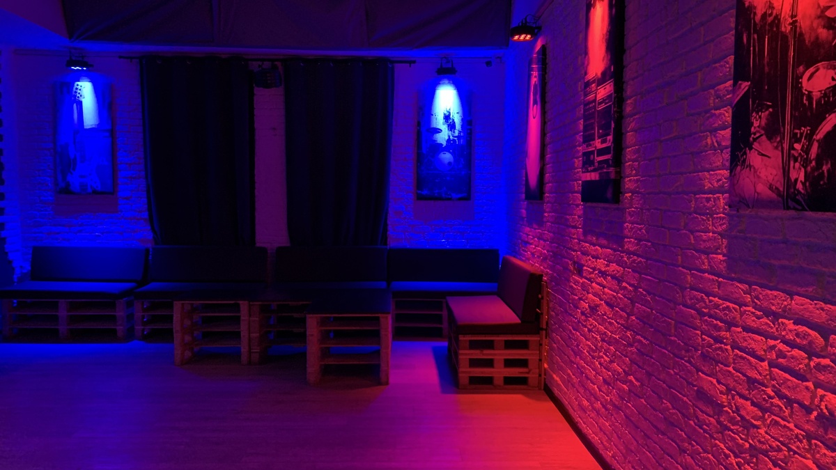 Backstage Art Space (івенти, вечірки, заходи)